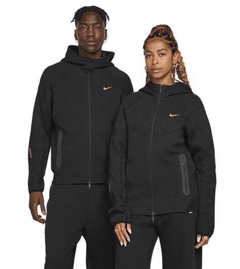 NOCTA Tech Fleece Apparel Collection. Nike SNKRS